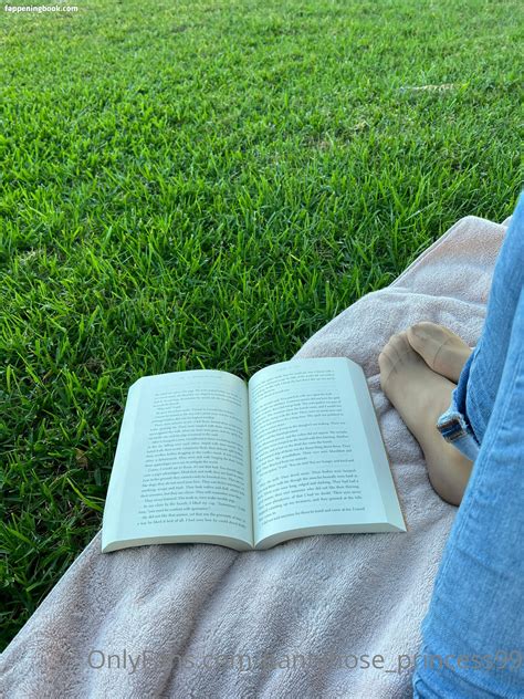 Pantyhose Princess99 Pantyhose Princess99 Nude OnlyFans Leaks Fappening Page 2 FappeningBook