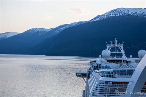 Tracy Arm Fjord: The Most Beautiful Part of the Inside Alaska Cruise ...