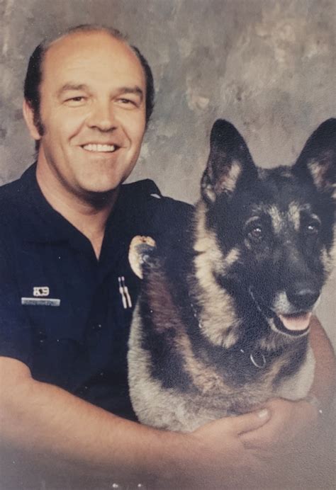 It is with great sadness that... - Visalia Police Department | Facebook