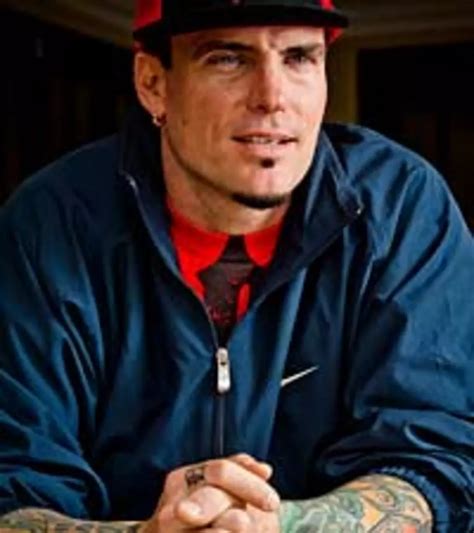 Vanilla Ice Offers Real Estate Course Ice My House Contest
