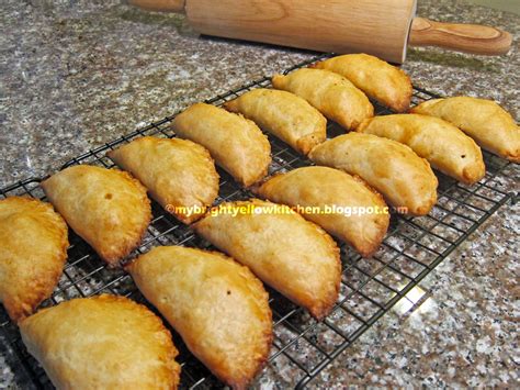 My Bright Yellow Kitchen Filipino Style Chicken Empanada Step By Step