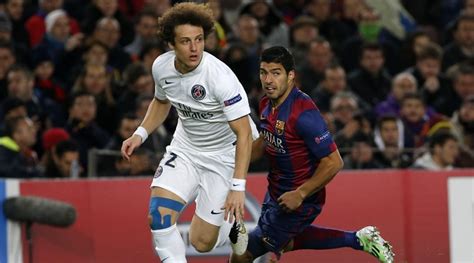 Two PSG fans stabbed after Barcelona-PSG Champions League match ...