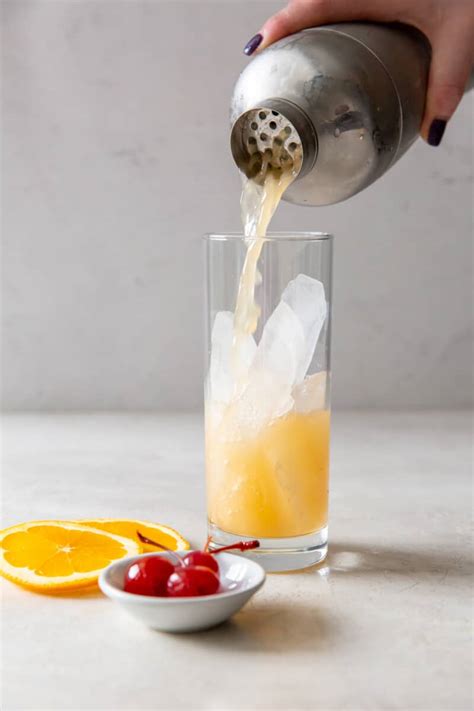 Sex On The Beach Cocktail Recipe The Cookie Rookie