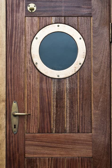 160 Ship Door Free Stock Photos Stockfreeimages