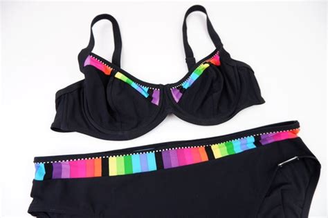 Vintage S Bikini Top Gem