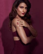 FATIMA SANA SHAIKH Nude AZNude