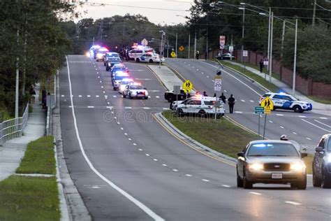 Cortejo Fúnebre De Los Oficiales De Policía Fotografía editorial