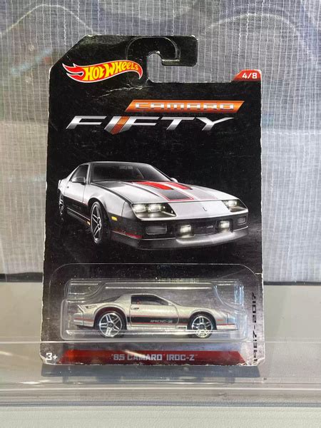 Машинка Hot Wheels Car model toy classics 85 Camaro IROC Z купить на OZON по низкой цене