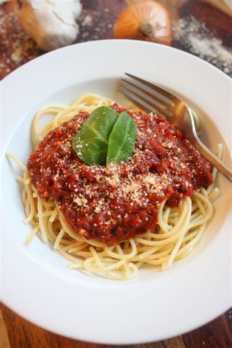 Crockpot Spaghetti Bolognese Sauce Heidis Home Cooking