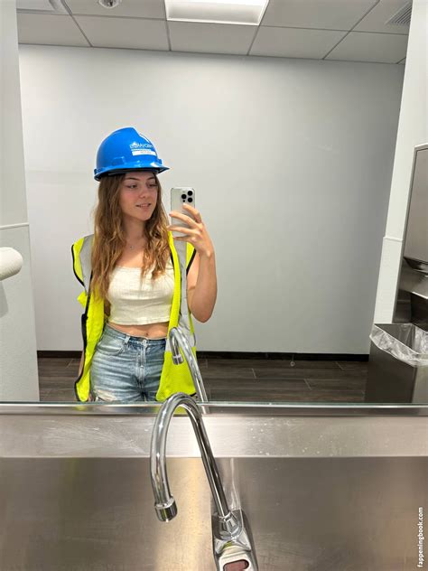 Nefffss Neffyy Nude OnlyFans Leaks Fappening FappeningBook