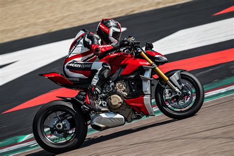 The Best Naked Motorcycles In Hiconsumption