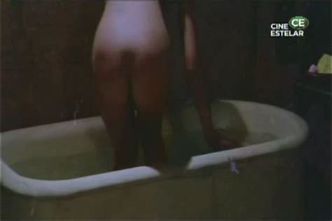 Naked Patricia Luke In Hermanos Del Viento