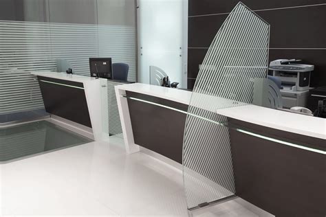 Стойки работы с посетителями