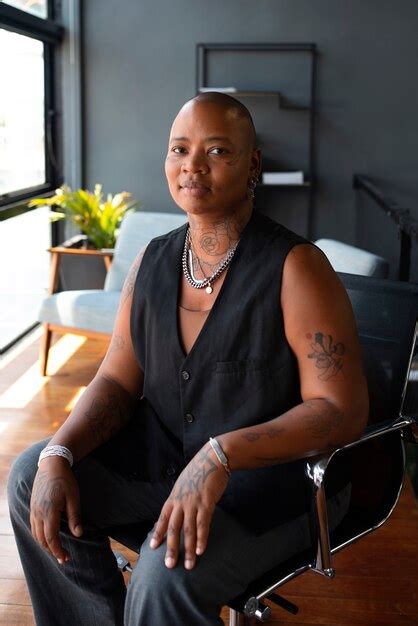 Images De Femme Age Mature Noire Freepik