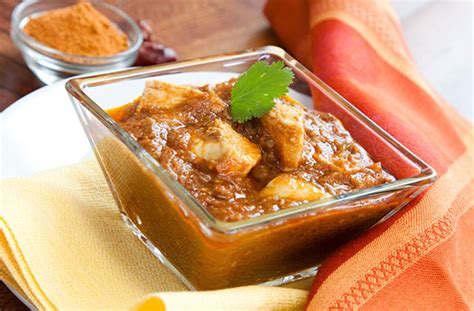 Curry Sauce | Indian Recipes | GoodtoKnow