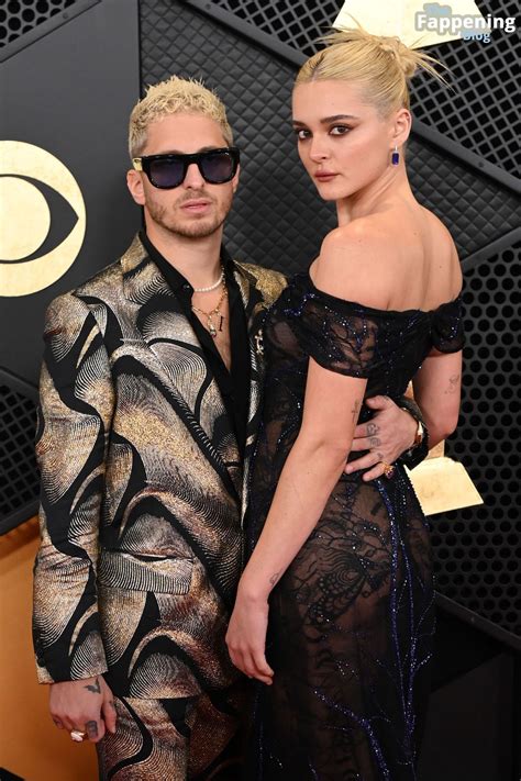 Charlotte Lawrence Flashes Her Nude Tits At The 66th Annual GRAMMY Awards Fappening