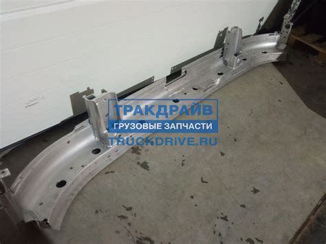 Усилитель бампера передний Volvo FH4 FM4 нижняя часть 18300534 SAMPA ...