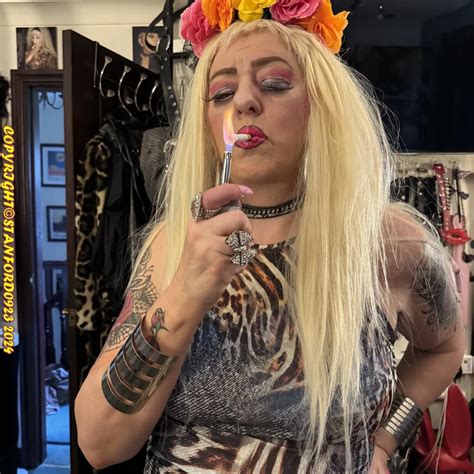 Shirley Hippy Slut Nude Pics Xhamster