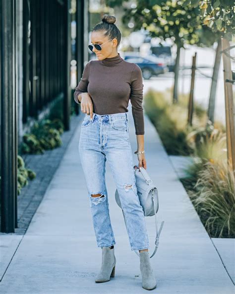 Chic Jeans And Heels Outfits 2024 Elevate Your Style With Modern