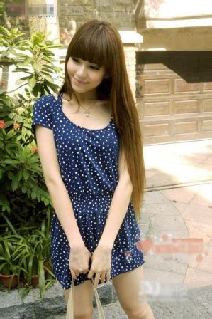 V P Ng T Ng O C A Hot Girl I H C Th M Quy N