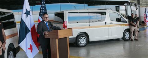 ESTADOS UNIDOS DONA VEHÍCULOS AL SERVICIO NACIONAL DE MIGRACIÓN PARA