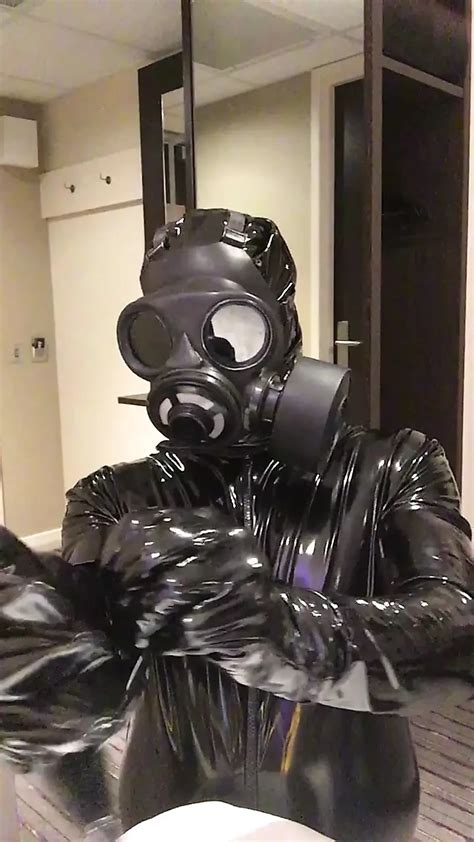 Gasmask And Catsuit Dressing Gay Amateur Amateur Porn Feat Gasmask Xhamster