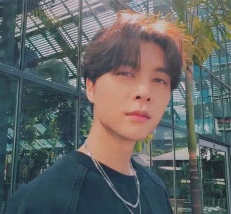 johnny wiki  pop amino