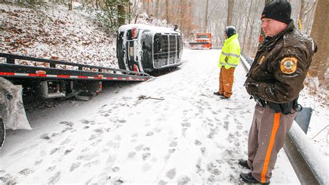 Numerous crashes on snowy Delaware roads