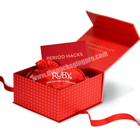 Wholesale High Quality Sexy Lingerie Boxes Holiday Gift Box Customized Cardboard Packaging Gift