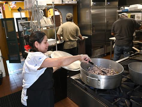 Daily News Updates and Community Coverage from The Milford Daily News 31