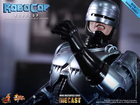 Hot Toys MMS202D04 1 6比例 機器戰警