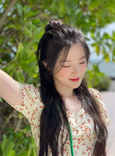 G I Dle Shocks Netizens With An All Blonde Member Comeback Teaser