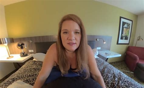 Cuck Jerk Off Vape SPH VR Porn Video VRPorn