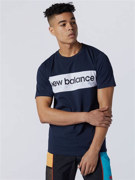 Футболки і поло New Balance Athletics Linear MT11548ECL для чоловіків ...