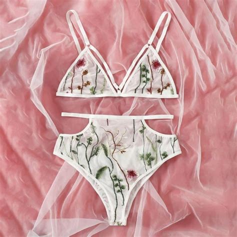 Mesdames mode élégante lingerie sexy ensemble broderie florale gaze sous vêtements ZUIHAO31974