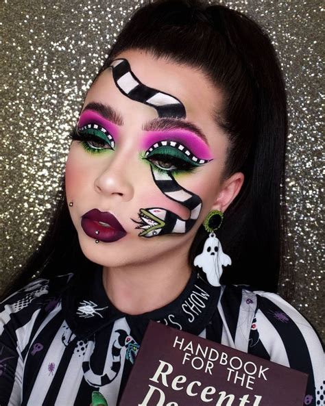 Beetlejuice Sandworm Glam 💚💀 Crazy Halloween Makeup Beetlejuice Makeup Halloween Makeup