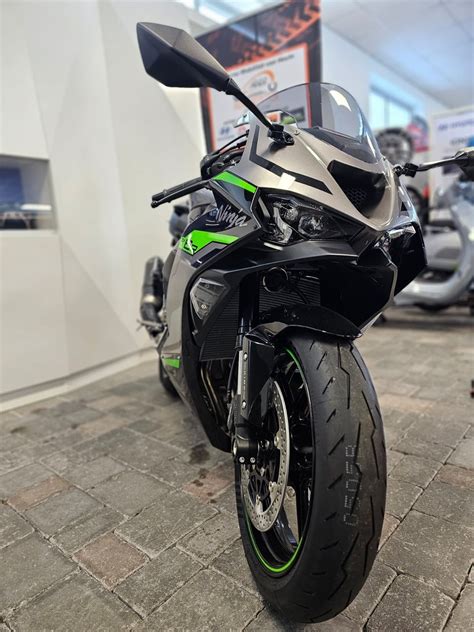 Umgebautes Motorrad Kawasaki Ninja ZX 6R Von Auto Motorrad Holzmeister