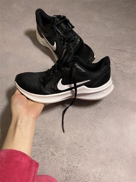 Жіночі оригінальні кросівки найк — ціна 845 грн у каталозі Кросівки ...