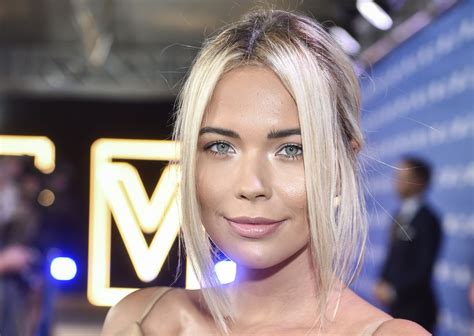 Sandra Kubicka Pokaza A Swoje Cia O W Bikini Szacunek Za Brak Retuszu