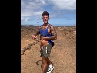 沙漠中的小便 Pornhub Gay