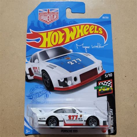 Jual Hot Wheels Kemasan Kerut Tekuk Porsche Hw Race Day White Blue Shopee Indonesia