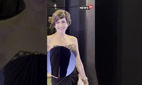 Mandira Bedi Hot Look Mandira Bedi Looks Stunning At Designer Duo Shantanu Nikhil S Event