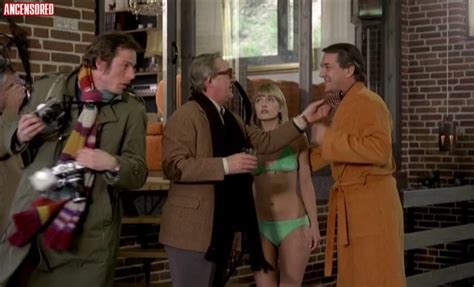 Naked Vivi Rau In It All Adds Up