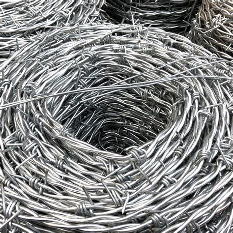 Galvanized Traditional Twist M M Kg Per Roll Kg Barbed Wire