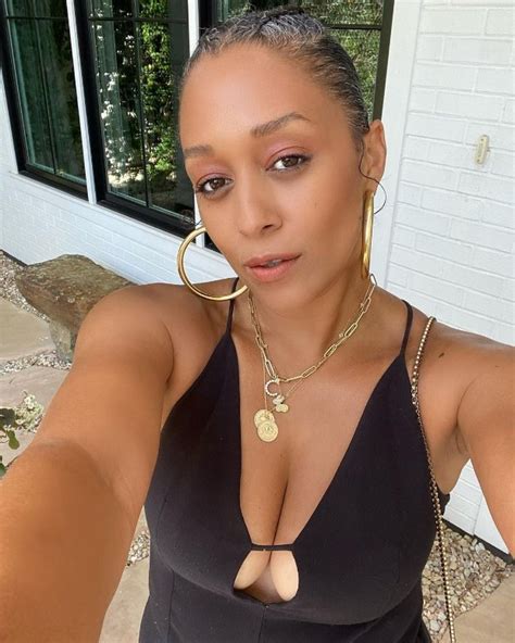 Tia Mowry Peadeeznuts