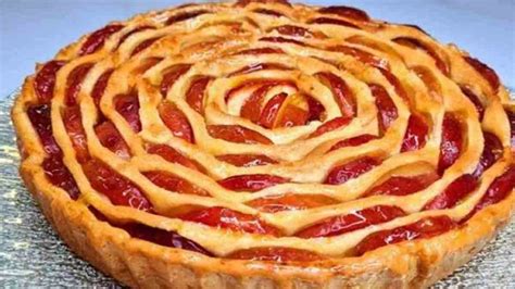 Tarte Cr Meuse Aux Pommes Et La Confiture Un Dessert Super Savoureux