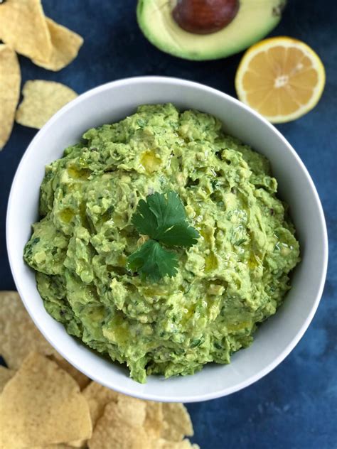 Easy Guacamole Classic Recipe Cookin With Mima