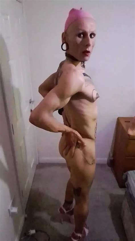 Sexy Tanned Bitch On Pink High Heels Shemale Masturbation Porn Feat Nnora007 By FapHouse