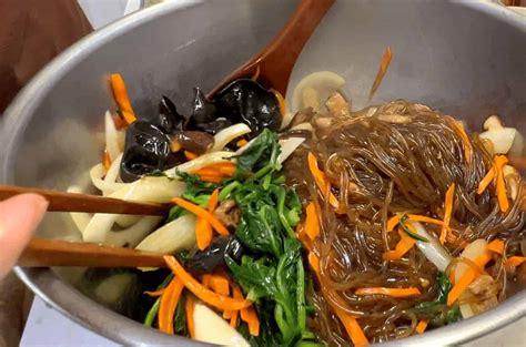 Korean Mushroom Hot Pot FutureDish