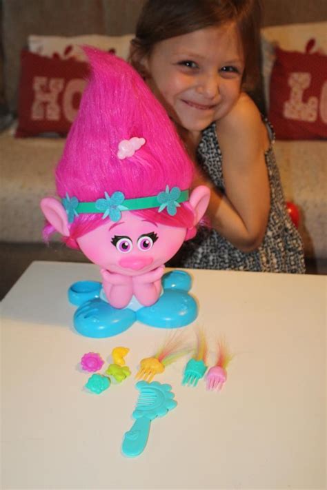 Trolls Poppy Styling Head Review • A Moment With Franca
